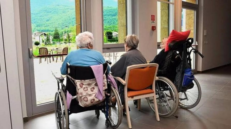 Rsa in Toscana, negli ultimi due anni quasi il 24% delle strutture ha aumentato i prezzi