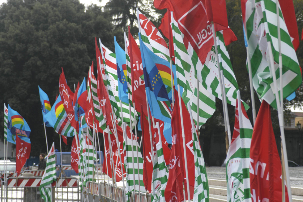 “Per una nuova stagione del Lavoro e dei diritti” : la Piattaforma Cgil Cisl Uil alla base della mobilitazione di aprile e maggio